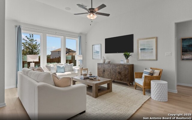 273 Red Arrow Property Photo 5