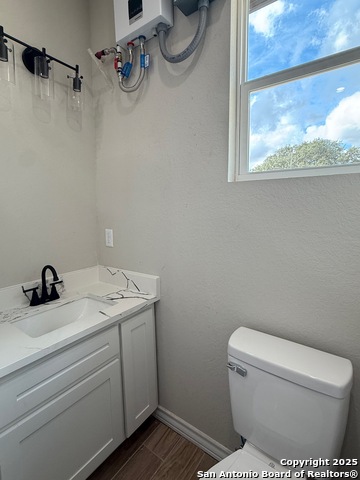3274 N Ih 35 Property Photo 19