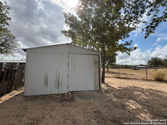 3274 N Ih 35 Property Photo 33