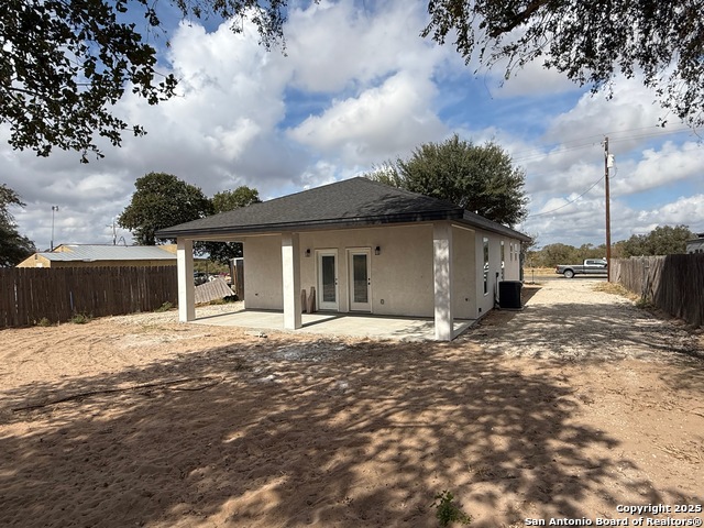 3274 N Ih 35 Property Photo 36