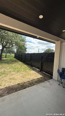 3274 N Ih 35 Property Photo 39