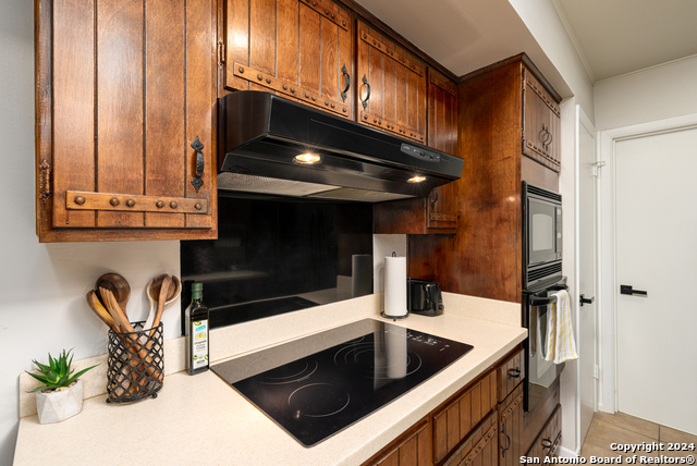 8507 Rockmoor Property Photo 16