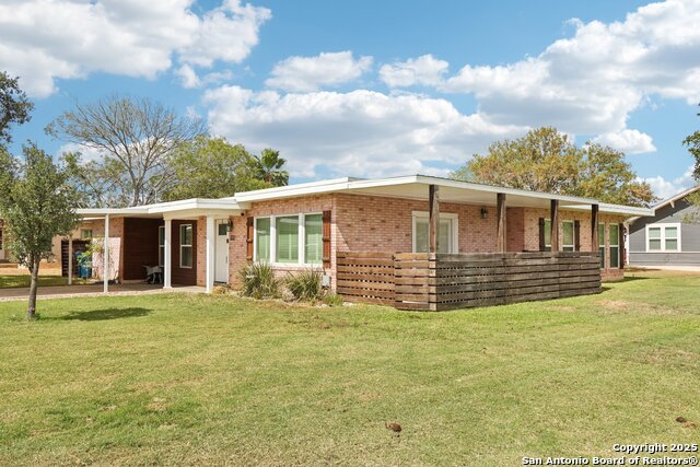 100 N Carroll Property Photo 2
