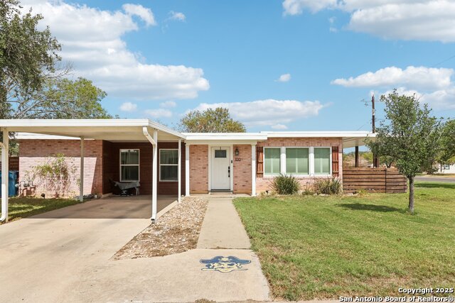 100 N Carroll Property Photo 3