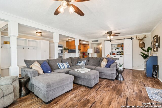 100 N Carroll Property Photo 16
