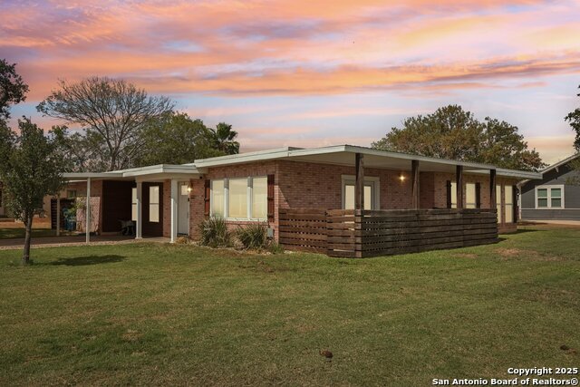 100 N Carroll Property Photo 58