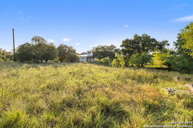 302 Lake Downs Property Photo 18