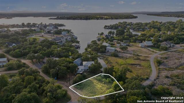 302 Lake Downs Property Photo 25