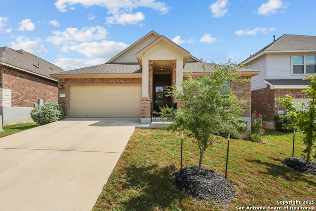 1637 Cullanne Property Photo 3