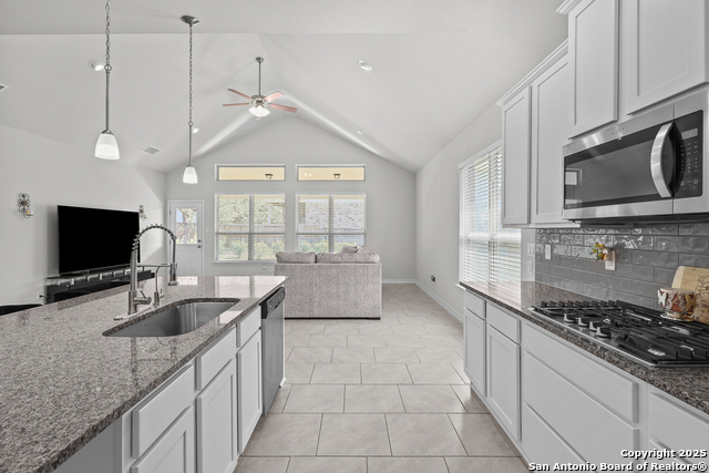 1637 Cullanne Property Photo 15