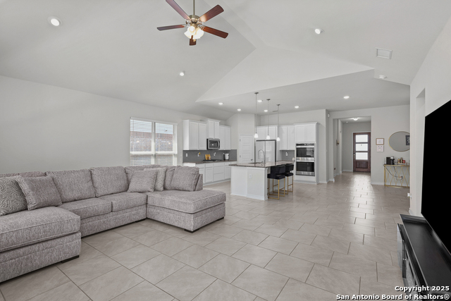 1637 Cullanne Property Photo 18