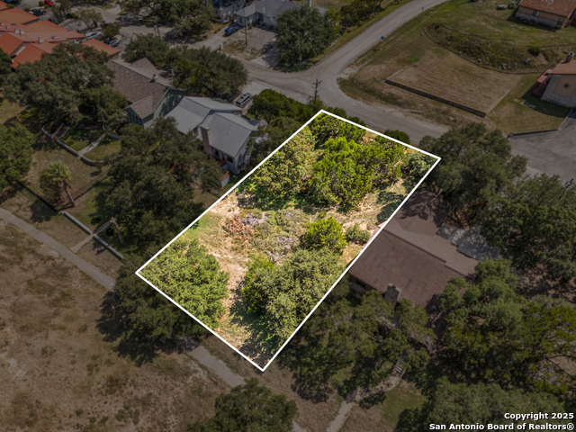 269 Watts Ln Property Photo 18
