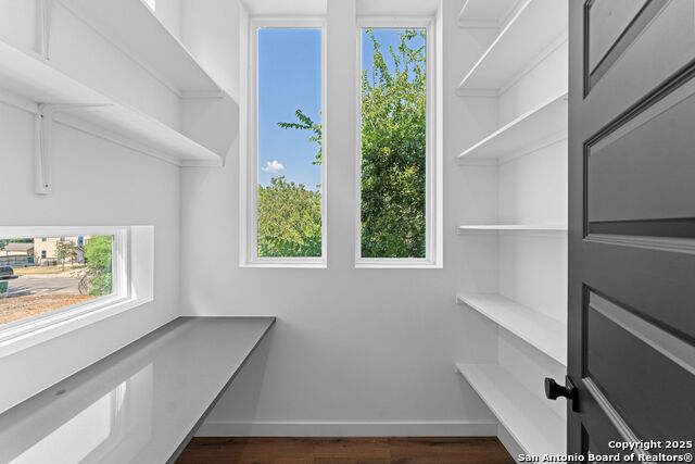 108 Vine Property Photo 9