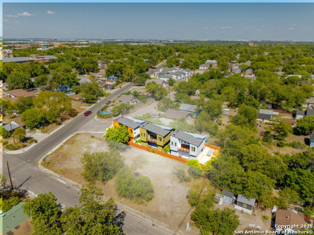 108 Vine Property Photo 31