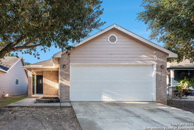 9926 Kent Forest Property Photo 1