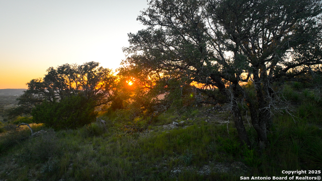 Far Hills Ranch Tract 3 Property Photo 12