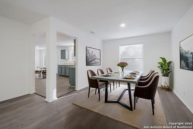 3506 Moss Mdw Property Photo 3