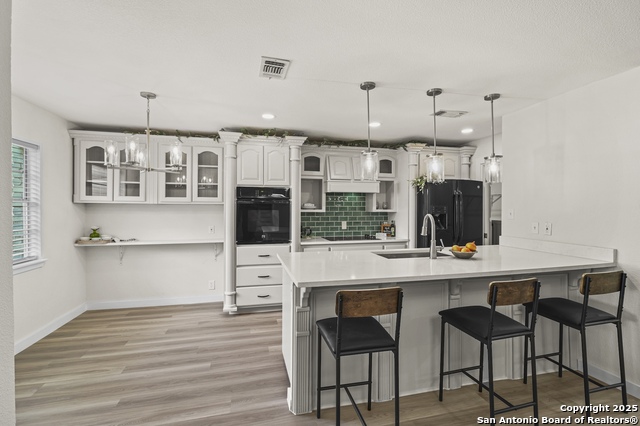 10206 Bull Run Property Photo 14