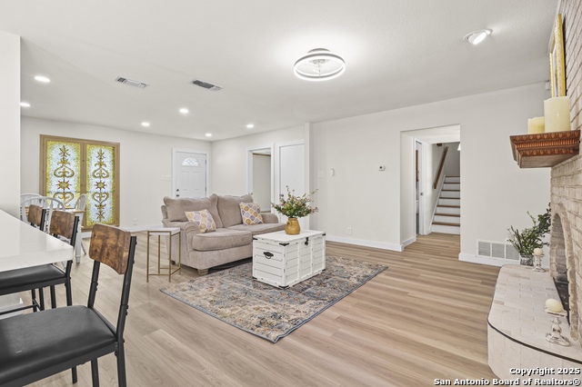 10206 Bull Run Property Photo 16