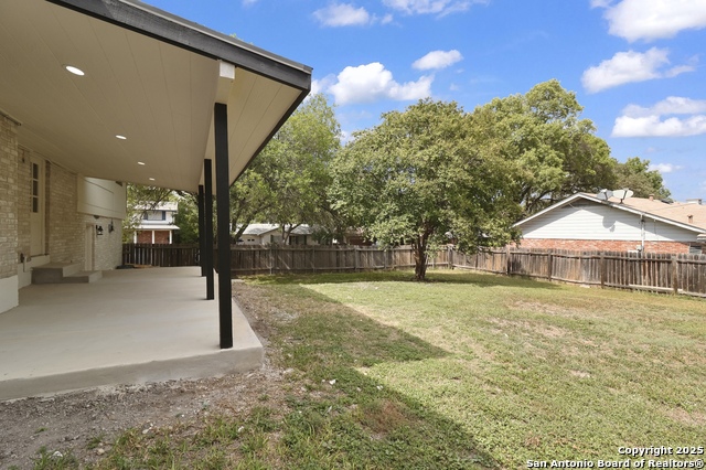 10206 Bull Run Property Photo 28