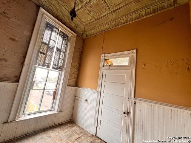 520 Davis Ave Property Photo 15