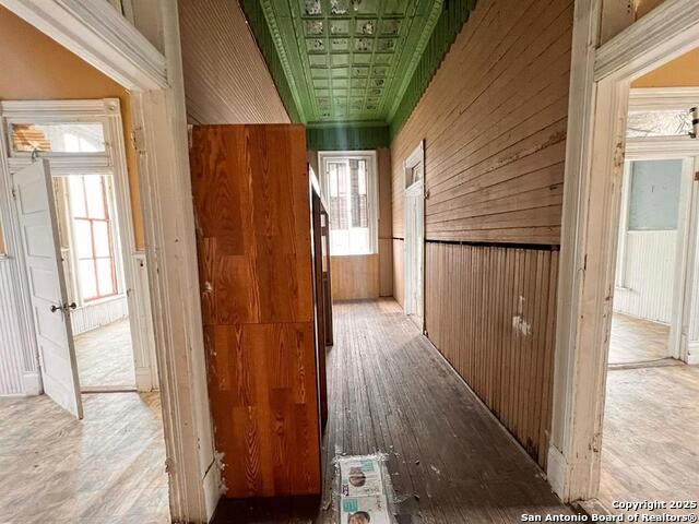 520 Davis Ave Property Photo 17