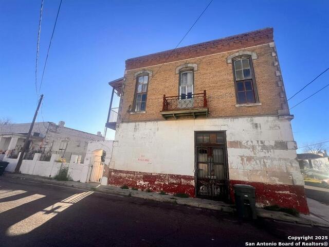 520 Davis Ave Property Photo 25