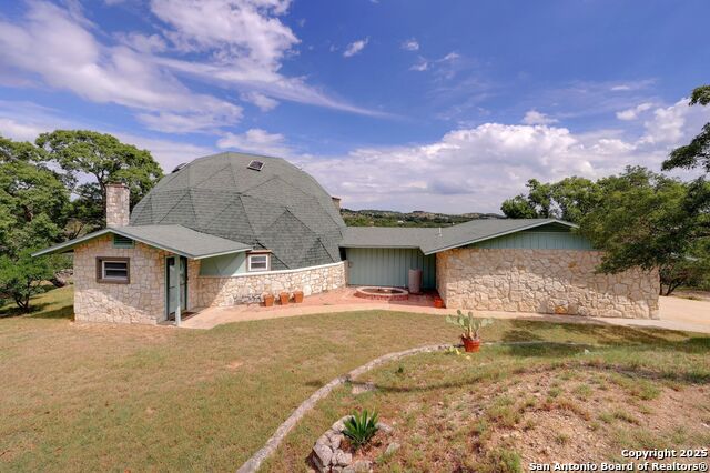 448 Red Rock Road Property Photo 5