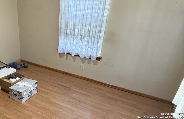 221 Somerset Property Photo 9