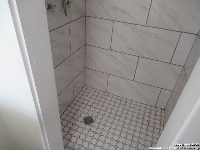 1934 Unit B Mckinley Property Photo 5