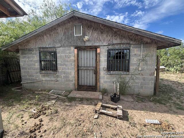 402 Hernandez Property Photo 1