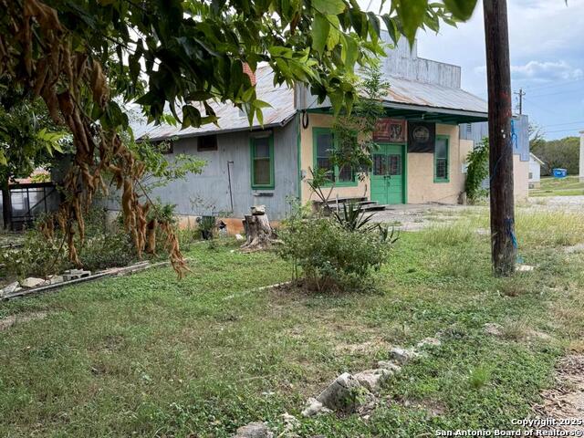 407 High St. Property Photo 1
