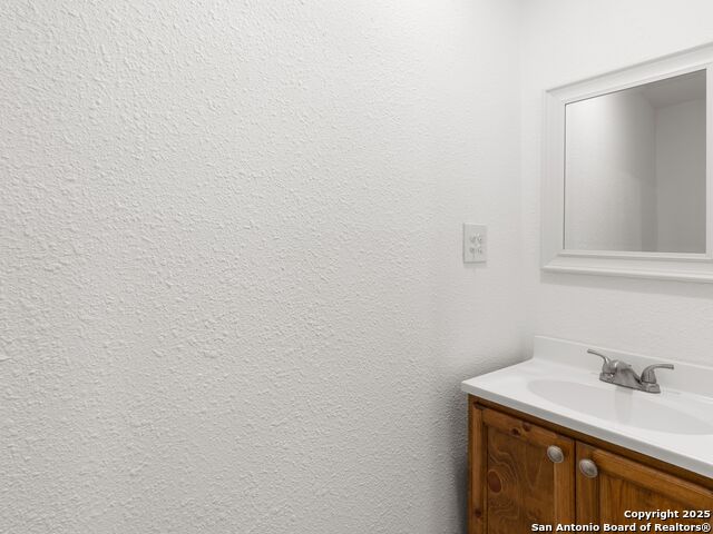 1026 W Oaklawn Street Property Photo 14