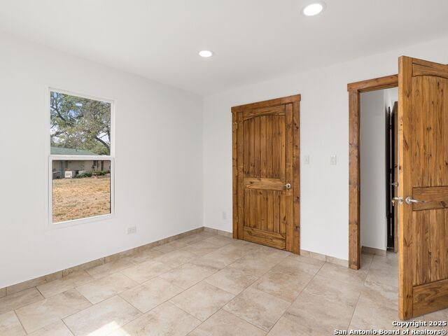1026 W Oaklawn Street Property Photo 19