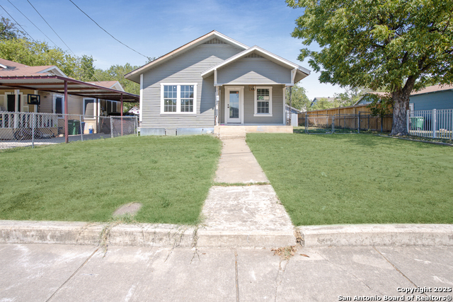 923 Sacramento Property Photo 1