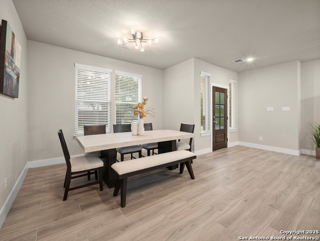 5338 Howard St Property Photo 12