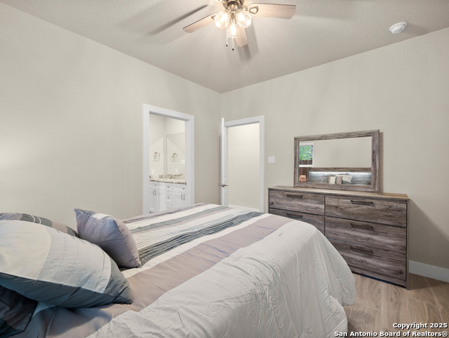 5338 Howard St Property Photo 14