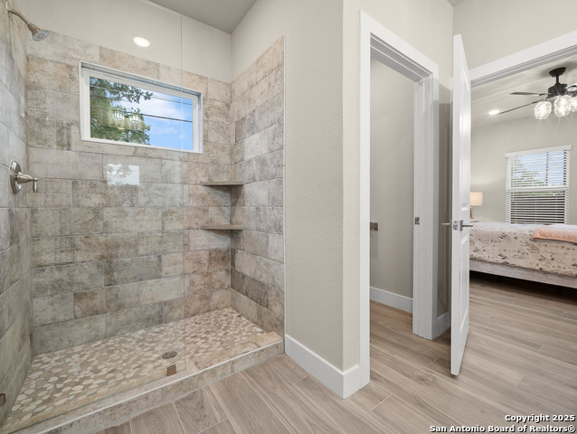 5338 Howard St Property Photo 25