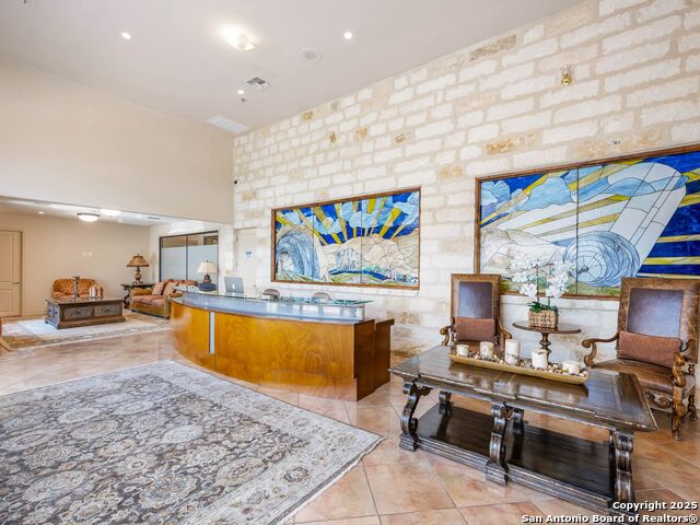 5150 N Loop 1604 Property Photo 8
