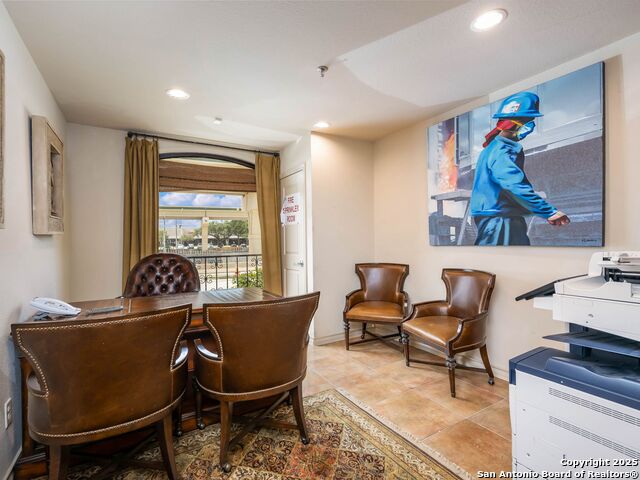 5150 N Loop 1604 Property Photo 30