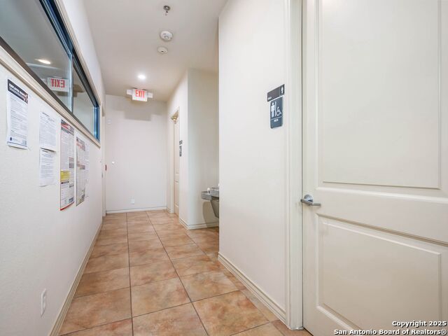 5150 N Loop 1604 Property Photo 40