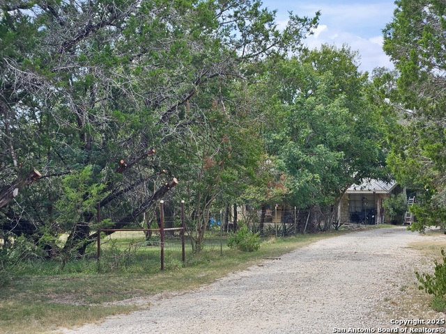 21 Wasp Creek Rd Property Photo 1
