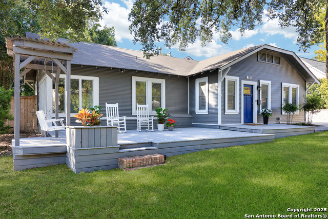 118 Routt St Property Photo 1