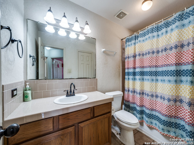 4979 Fm 1343 Property Photo 16