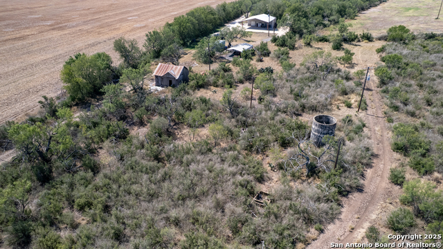 944 Fm 1049 Property Photo 22