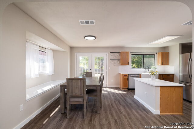 11211 Talbot Sq Property Photo 10