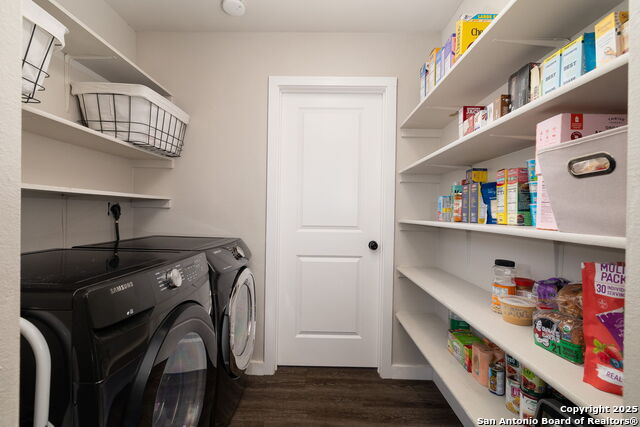 11211 Talbot Sq Property Photo 17