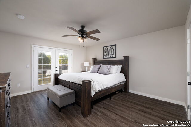 11211 Talbot Sq Property Photo 18