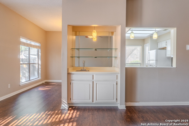 829 Bitters Property Photo 6