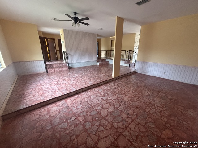 205 Sunset Loop Property Photo 3